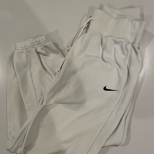nike white sweatpants, size small